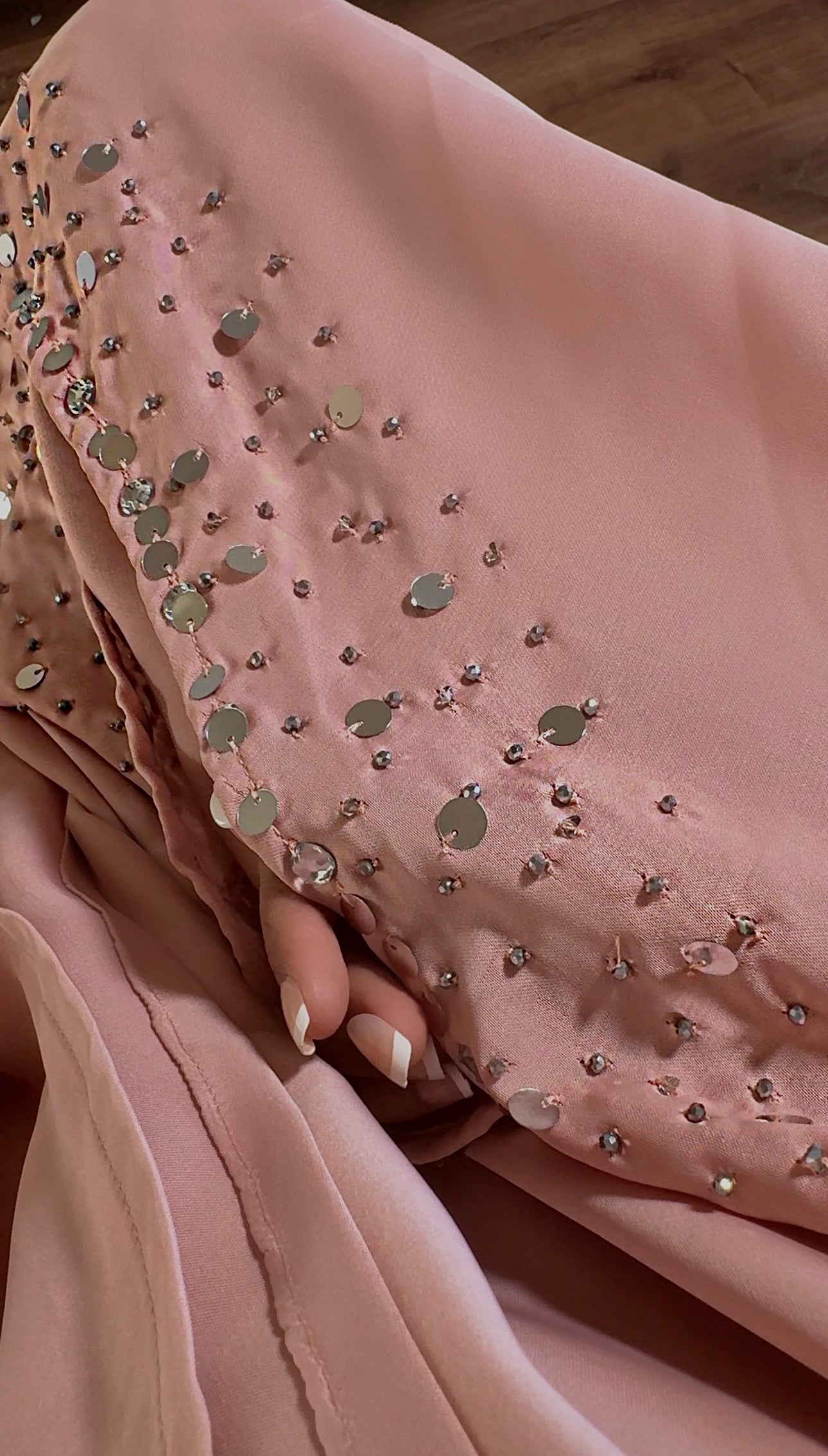 Amira abaya