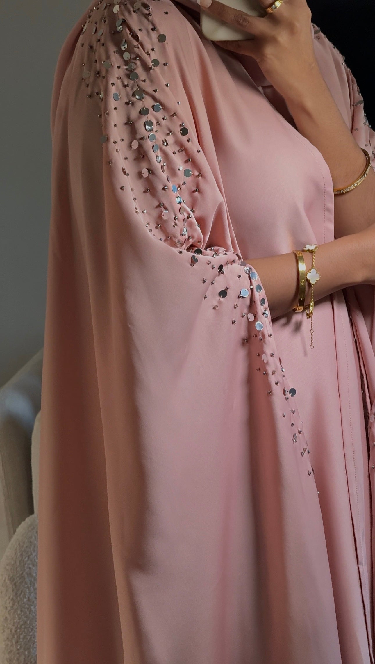 Amira abaya